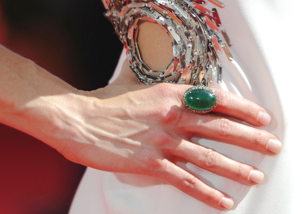 JADEITE RING SELLS FOR $2.6 MILLION AT AUCTION AS DEMAND FOR GEMS SOARS