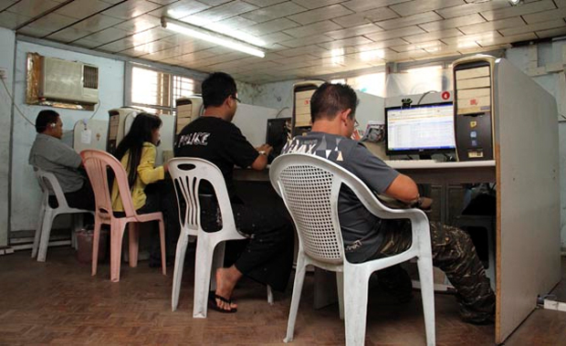 The New Internet Wave Sweeping Burma