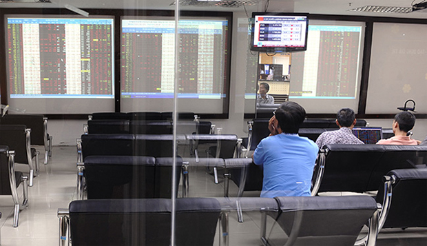 Myanmar to set up stock exchange market by 2015