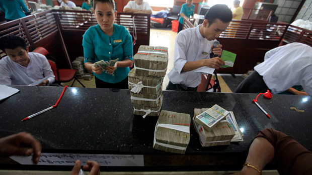 Myanmar allows FX trade between local banks -c.bank official